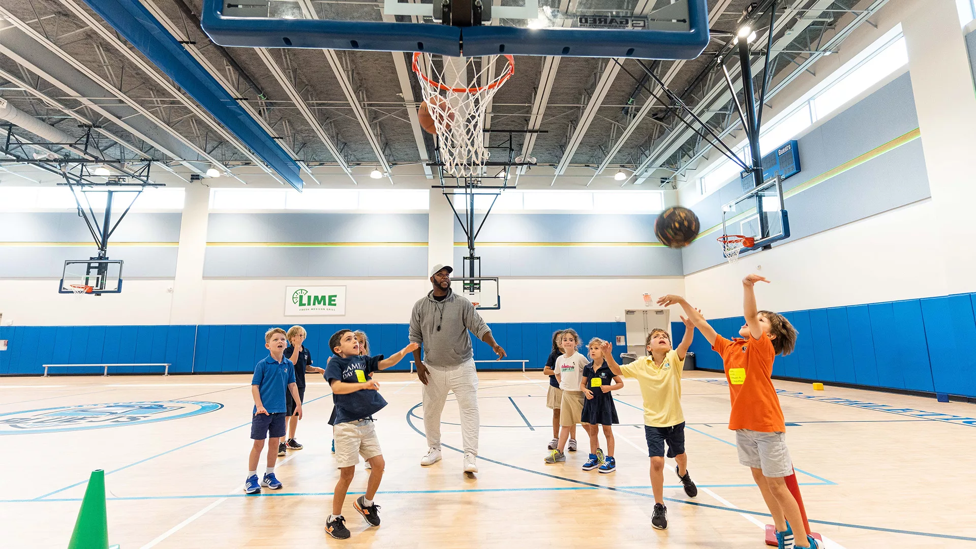 Kids playing basketball 