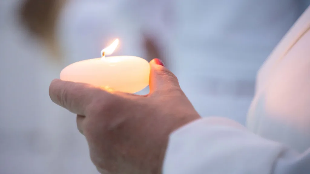 remembrance-candle